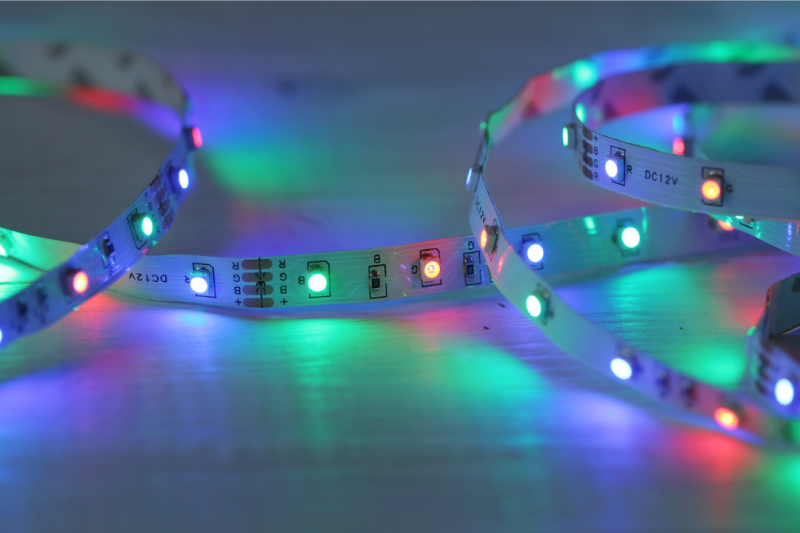 Fita de LED Dupla Face: Versatilidade e Estilo